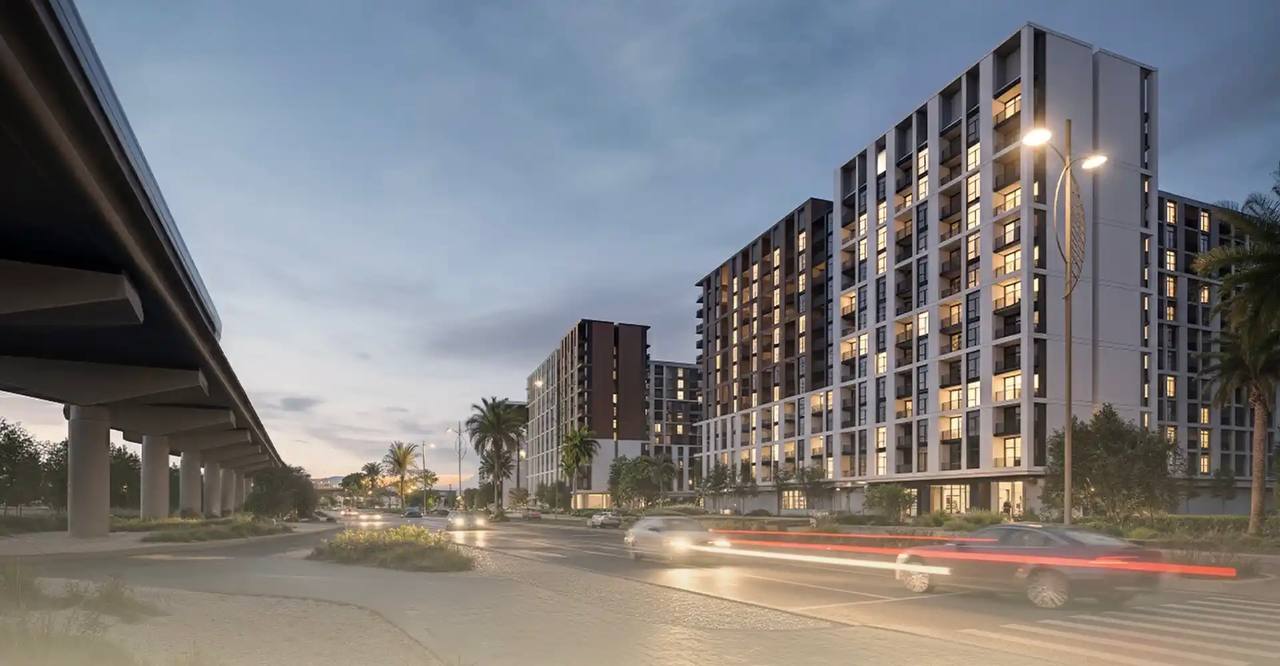 photo_5825553710719896401_y